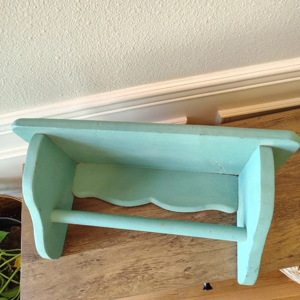 Vtg Wooden Display Hanging Shelf Towel Bar Painted Turquoise Beach Cottage Decor